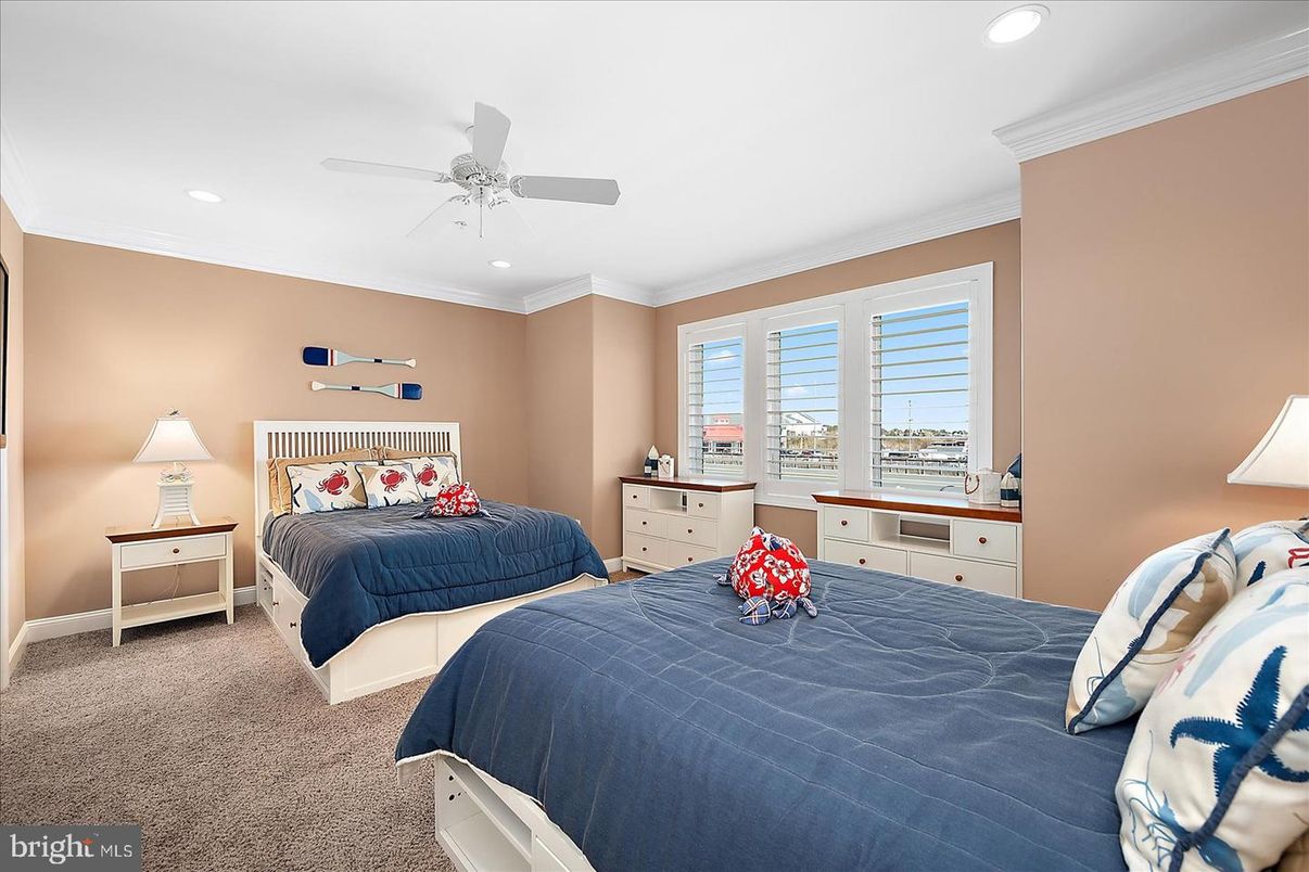 Bedroom, Interior, Recessed Lighting
