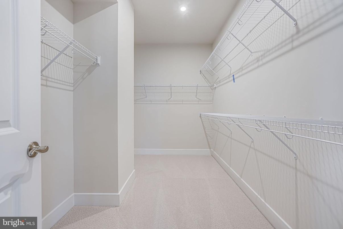Interior, Recessed Lighting, Walk-in Closets