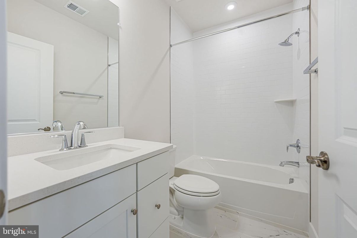 Bathroom, Interior, Marble, Recessed Lighting