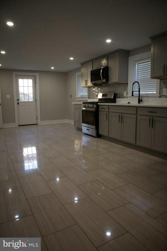 Interior, Kitchen, Recessed Lighting