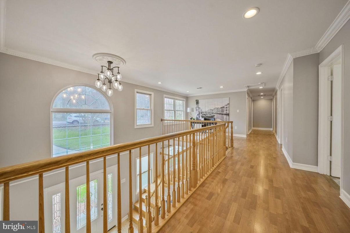 Chandelier, Interior, Recessed Lighting, Wood Texture Flooring