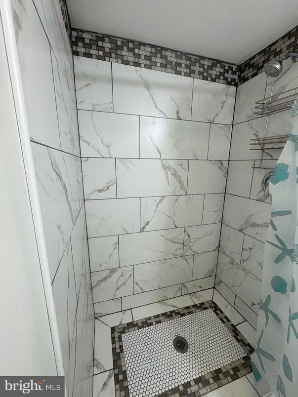 Bathroom, Interior, Marble Walls