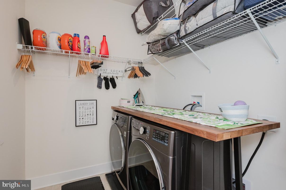 Interior, Washer