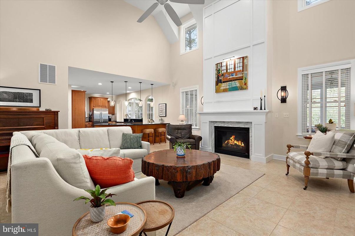Fireplace, Interior, Kitchen, Living room, Pendant Lights, Recessed Lighting, Stainless Steel Appliances