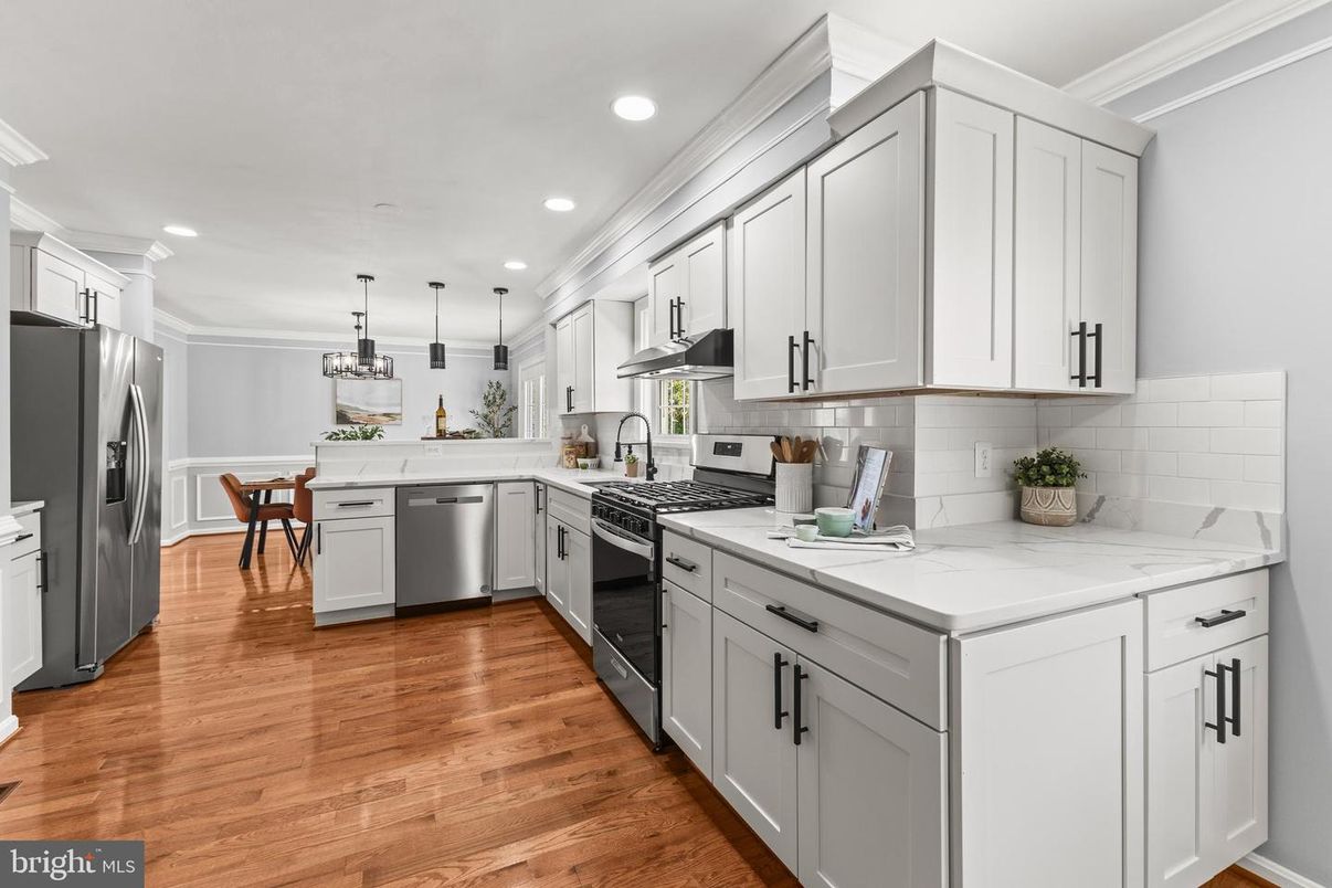 Interior, Kitchen, Pendant Lights, Recessed Lighting, Stainless Steel Appliances, Wood Texture Flooring