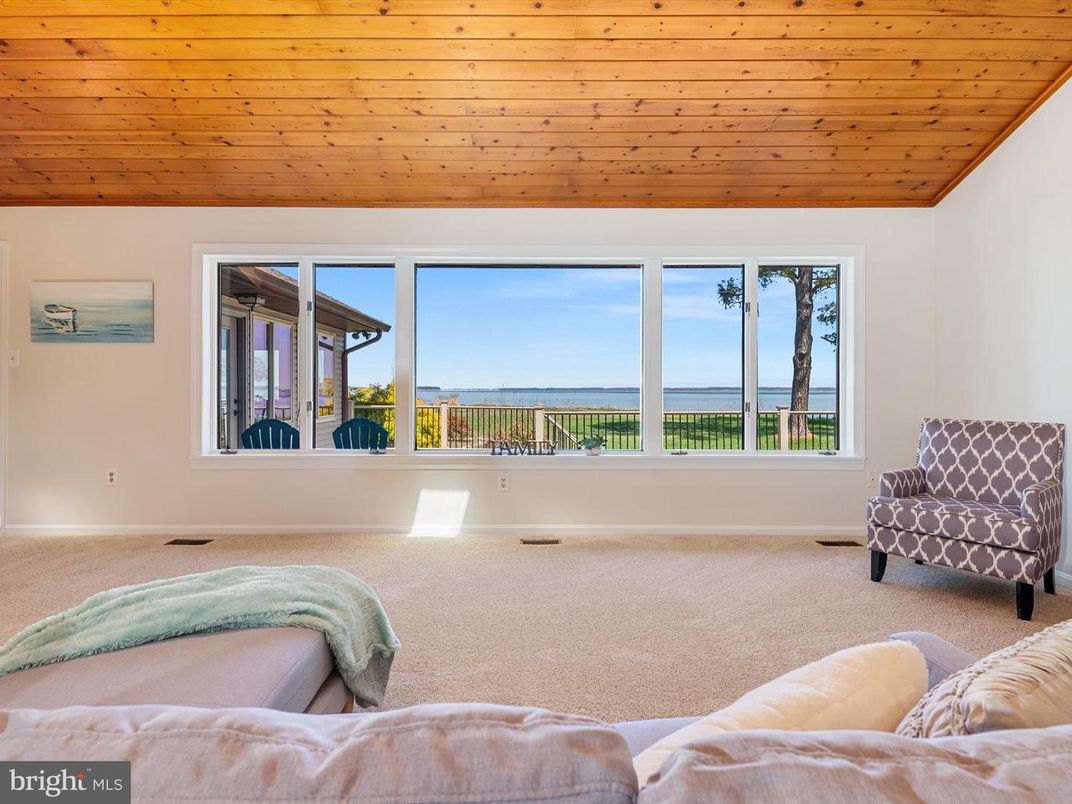 Interior, Living room, Water, Wooden Ceilings