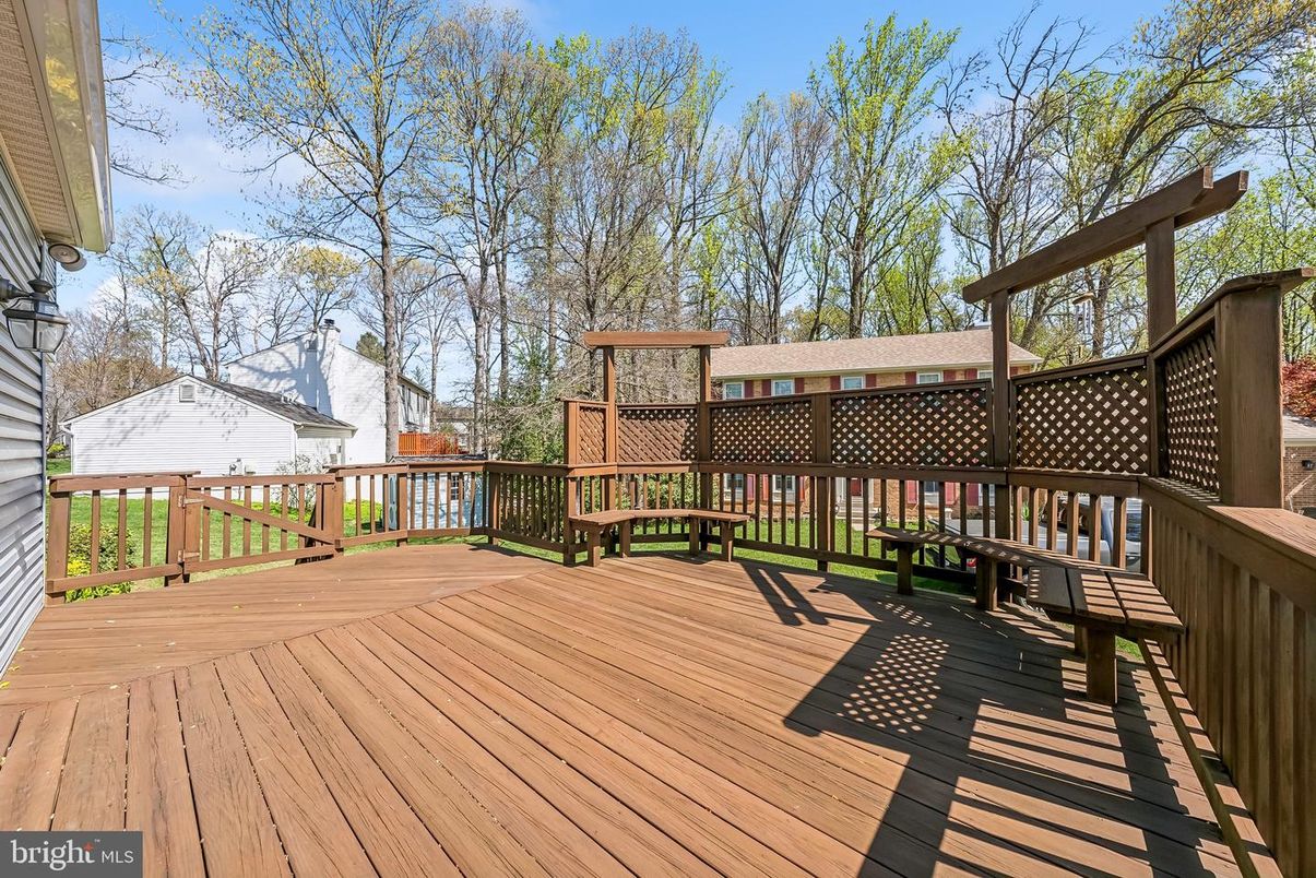 Backyard, Exterior, Wood Texture Flooring