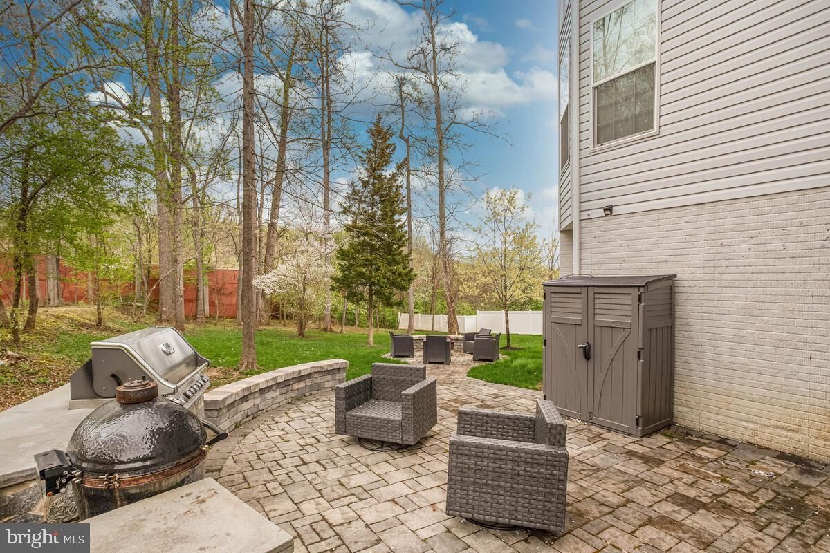 Exterior, Hot Tub