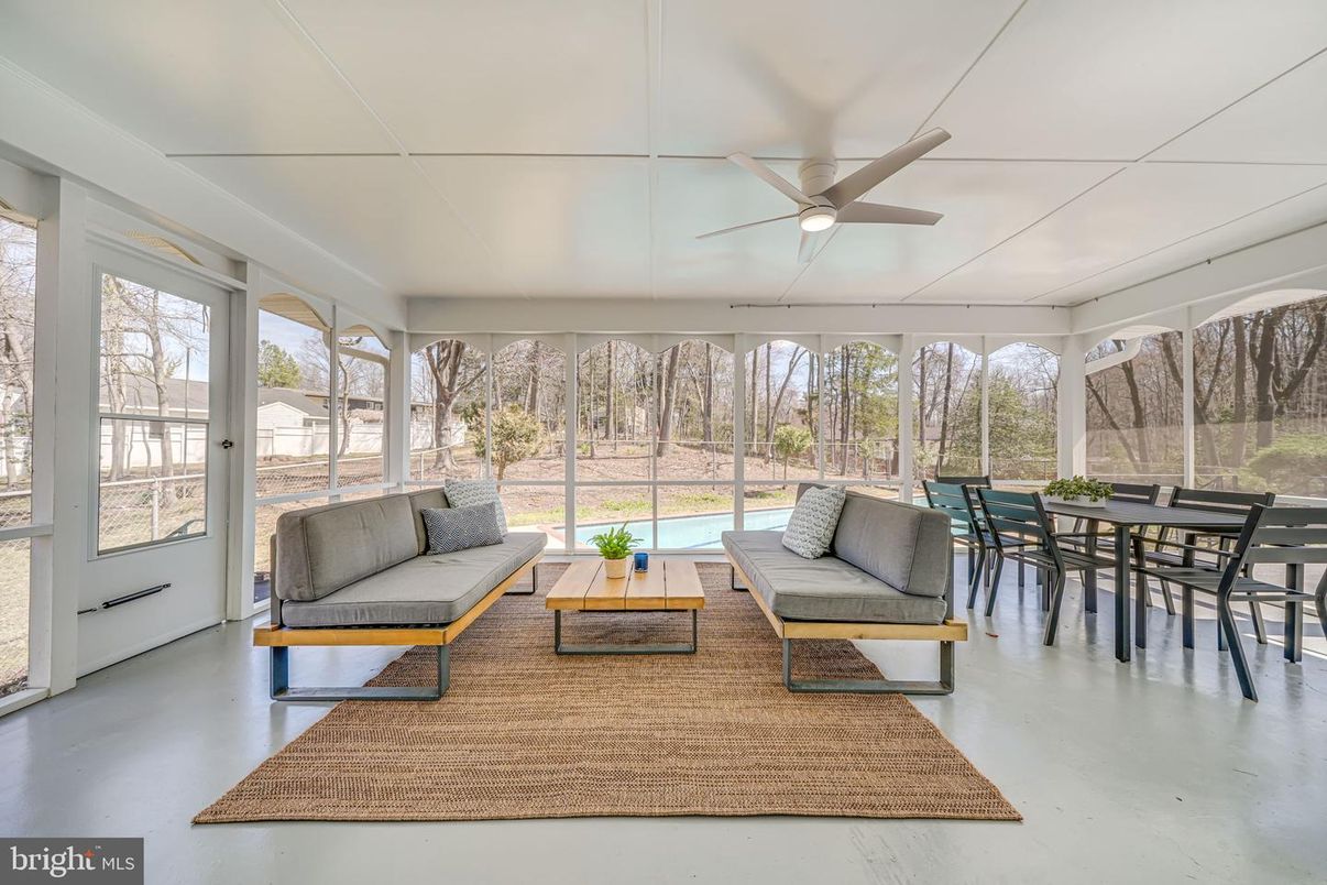 Dining room, Interior, Living room, Sun Room