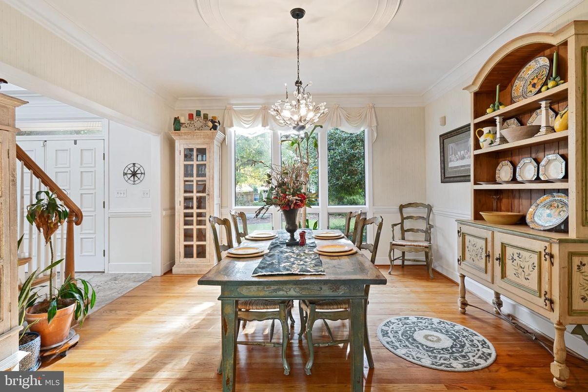 Chandelier, Dining room, Interior, Wood Texture Flooring