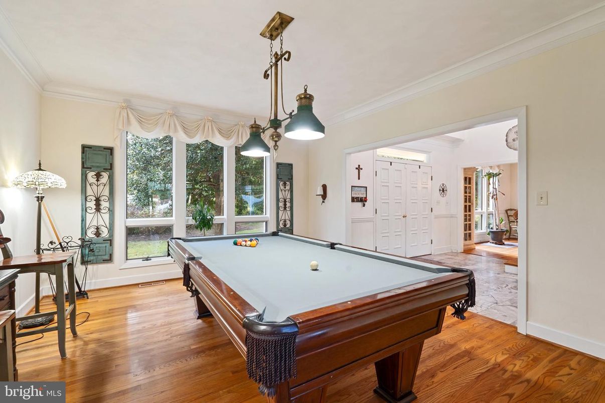 Billiard Table, Game Room, Interior, Pendant Lights, Wood Texture Flooring
