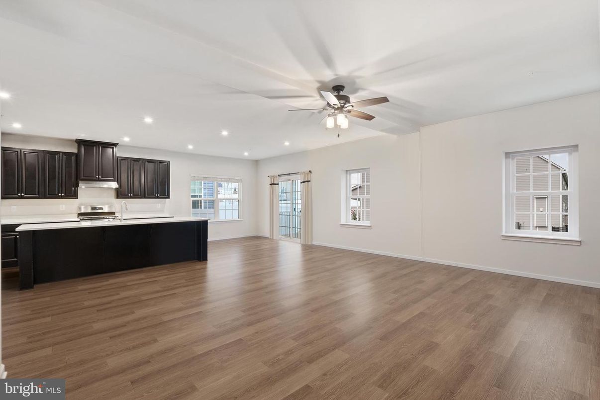 Empty room, Interior, Kitchen, Recessed Lighting, Wood Texture Flooring