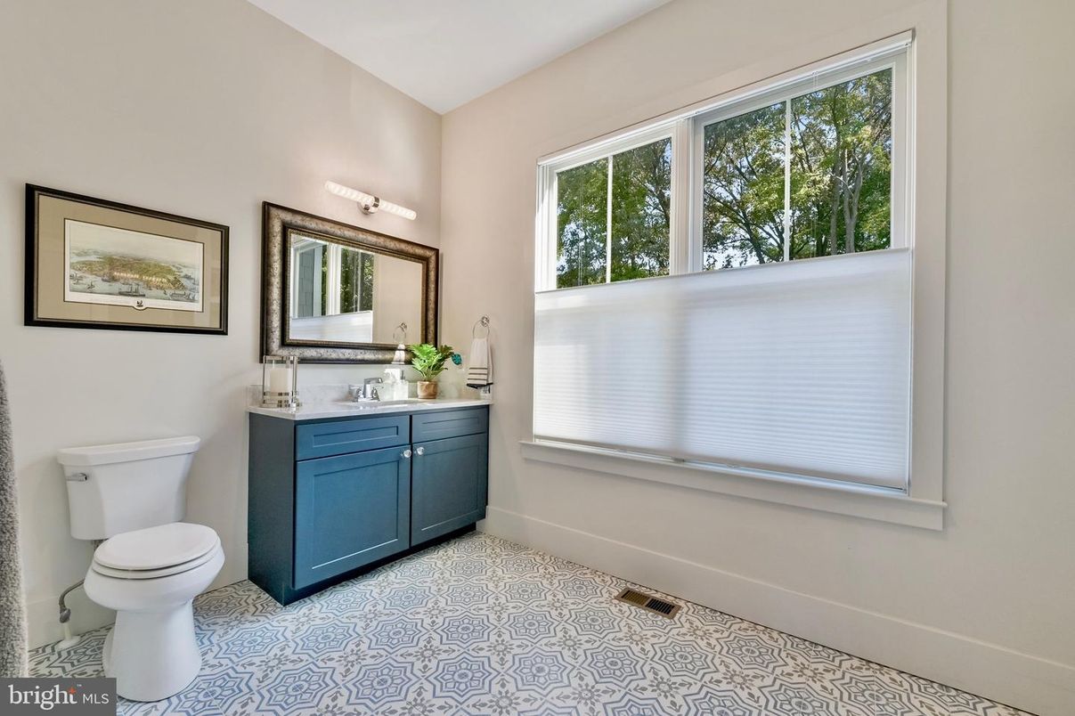Bathroom, Interior