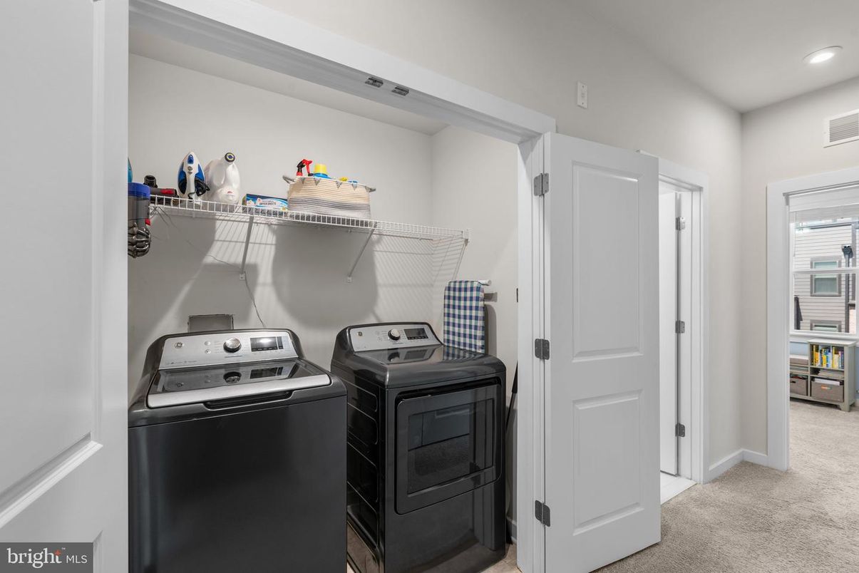 Interior, Recessed Lighting, Utility Closets, Washer