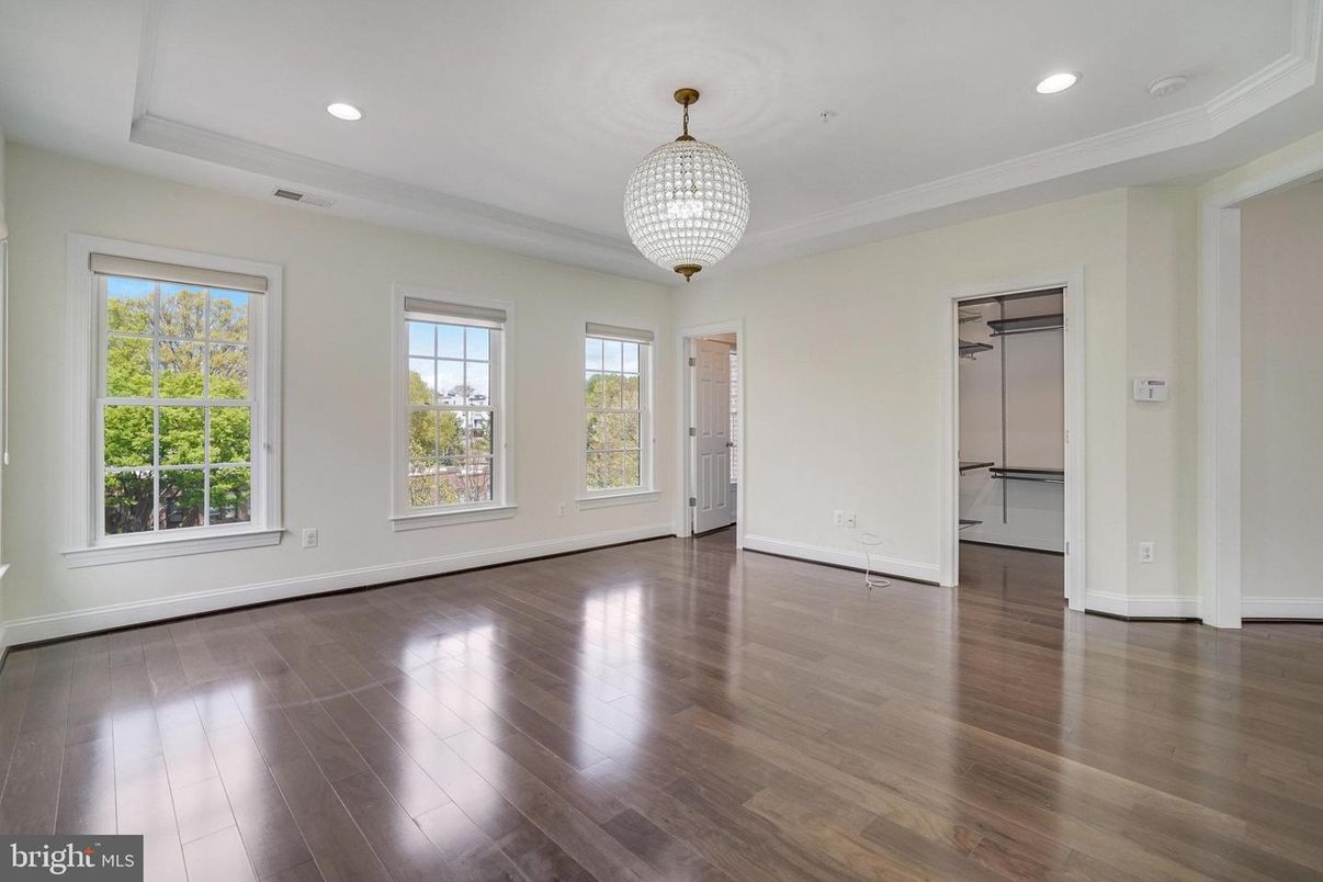 Chandelier, Empty room, Interior, Recessed Lighting, Wood Texture Flooring