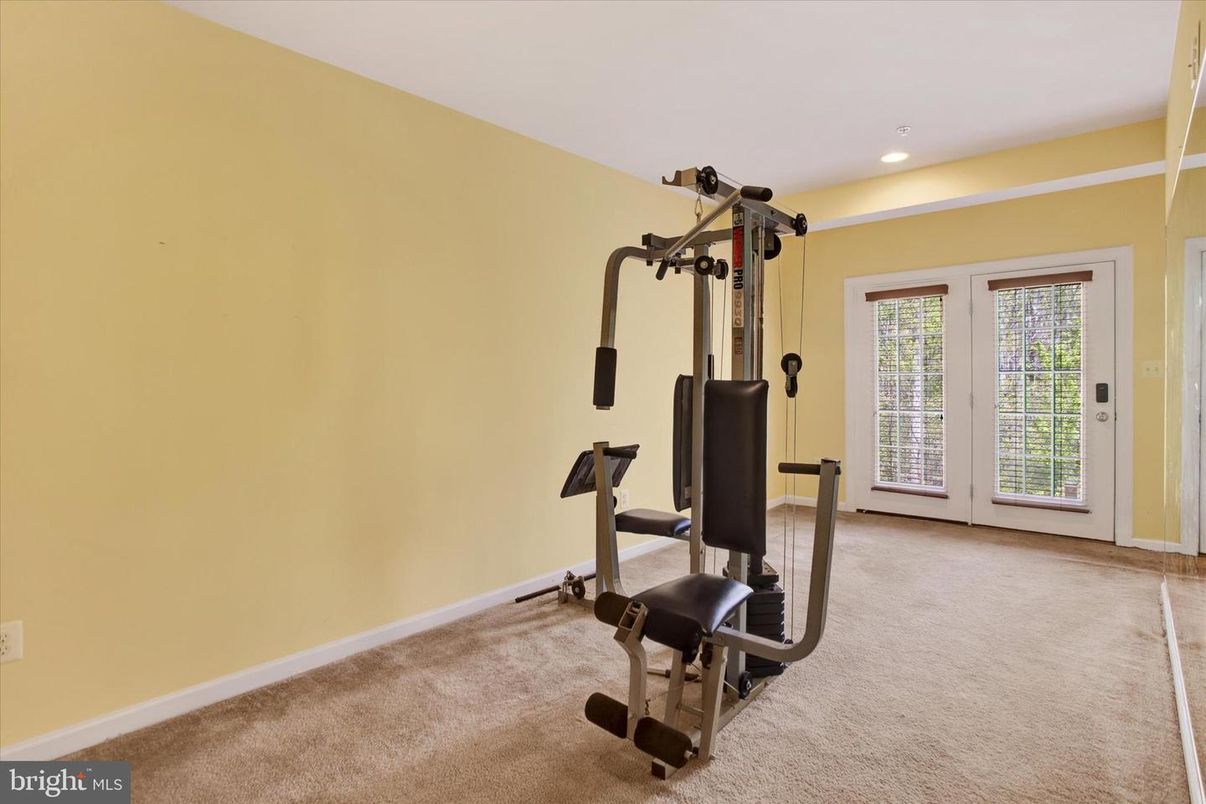 Fitness Equipment, Interior, Recessed Lighting