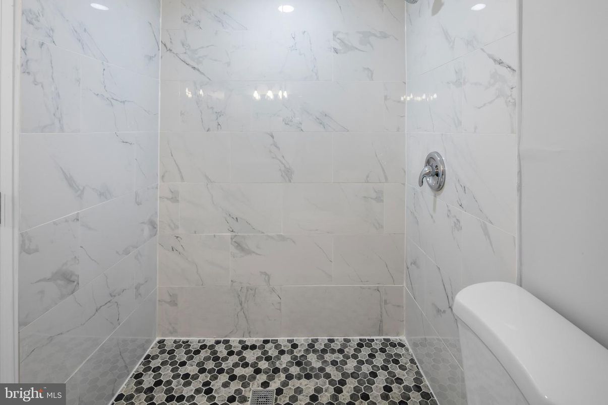 Bathroom, Interior, Marble Walls