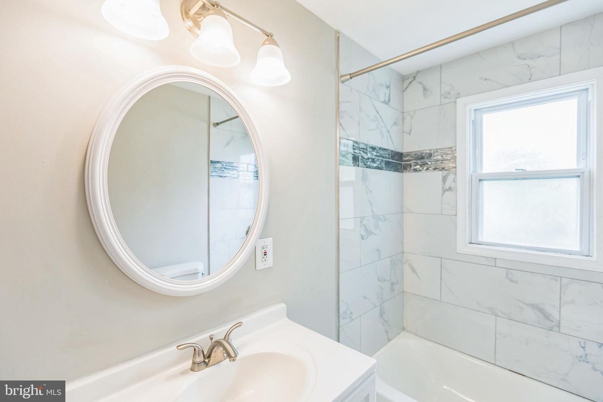 Bathroom, Interior, Marble Walls