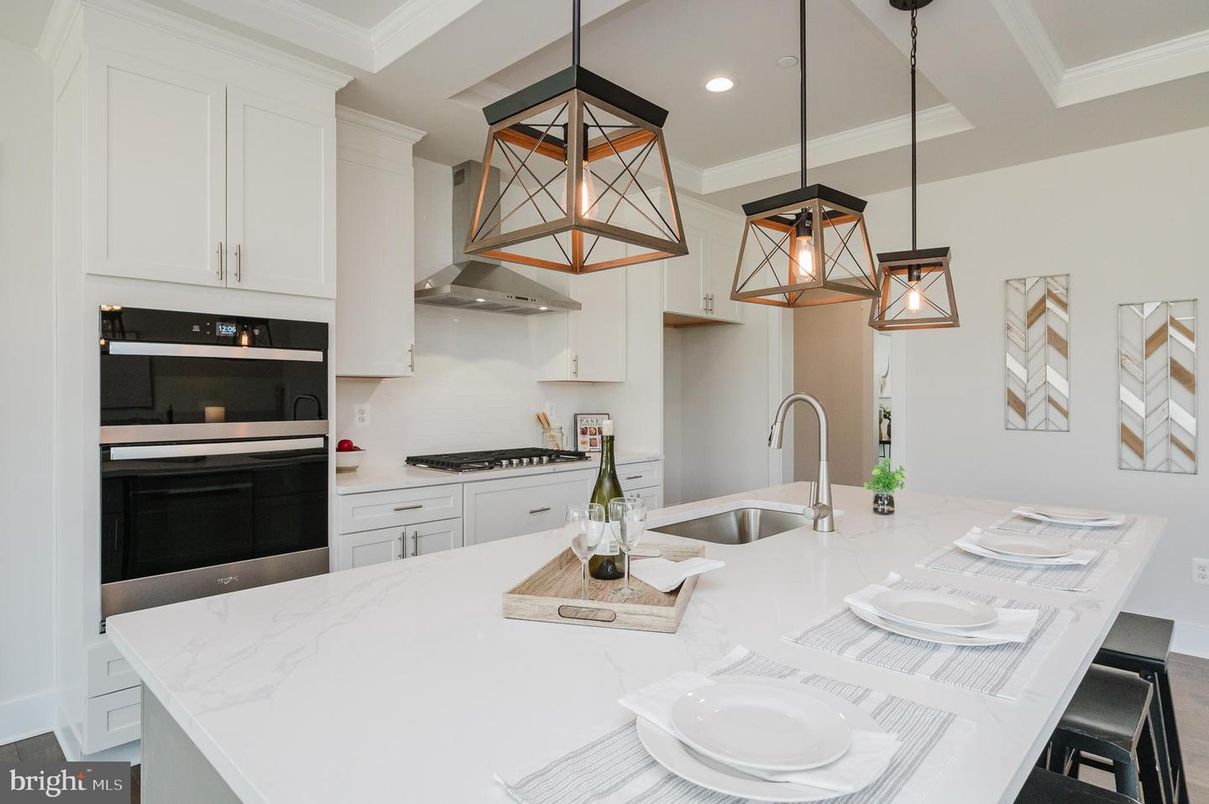 Interior, Kitchen, Pendant Lights, Recessed Lighting, Stainless Steel Appliances