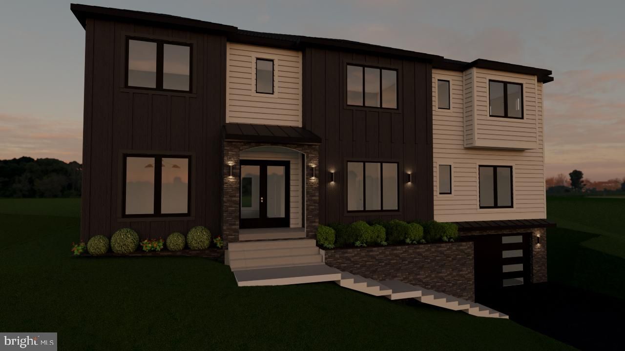 Exterior, Facade, Modern