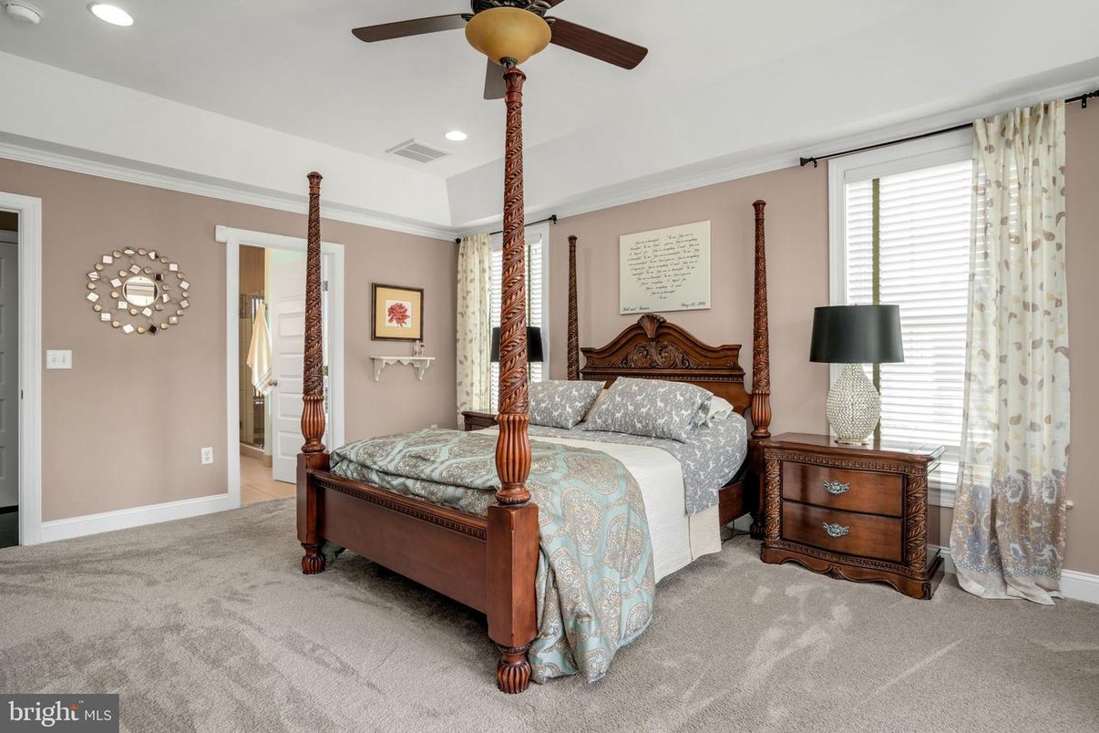 Bedroom, Interior, Recessed Lighting