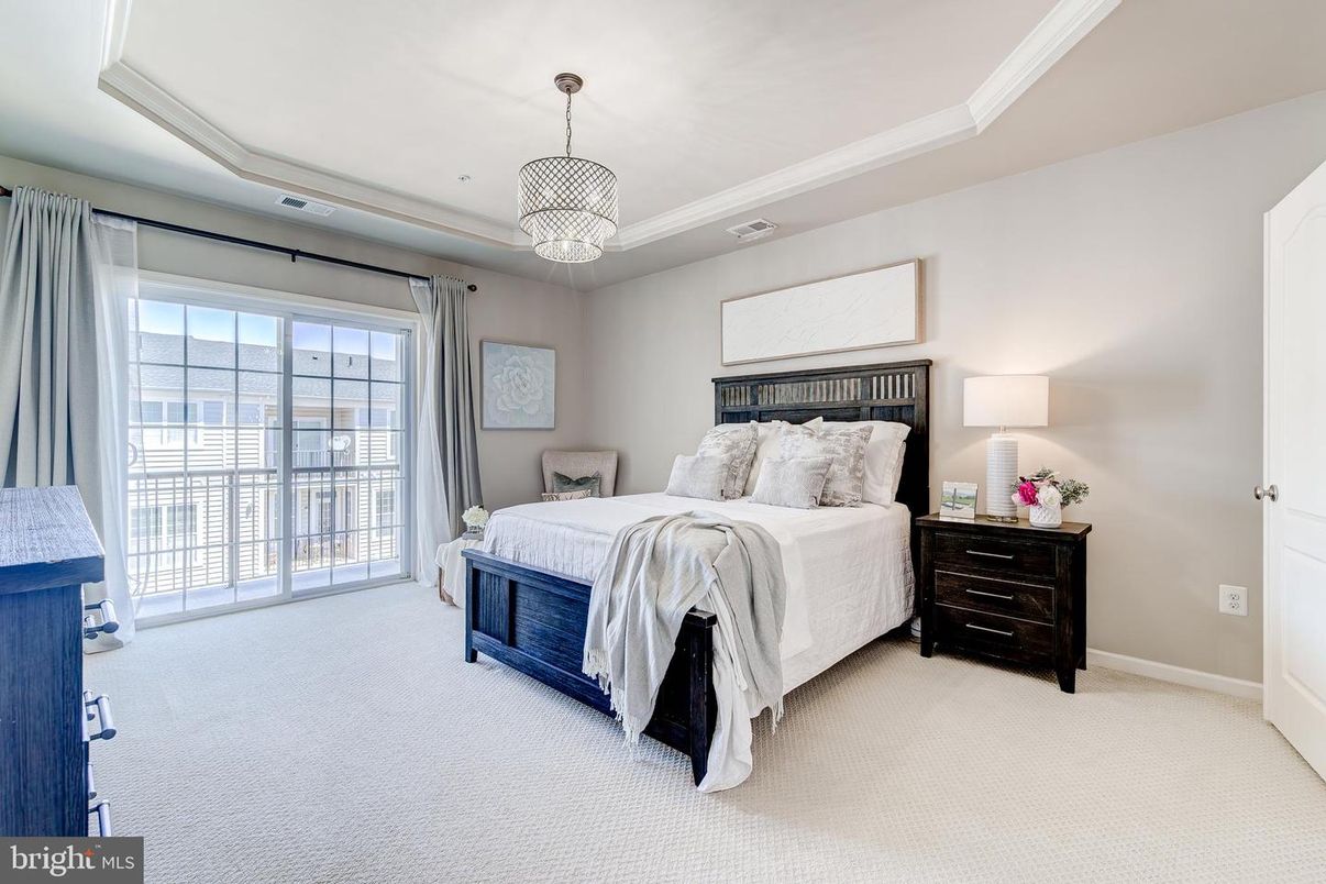 Bedroom, Interior, Pendant Lights