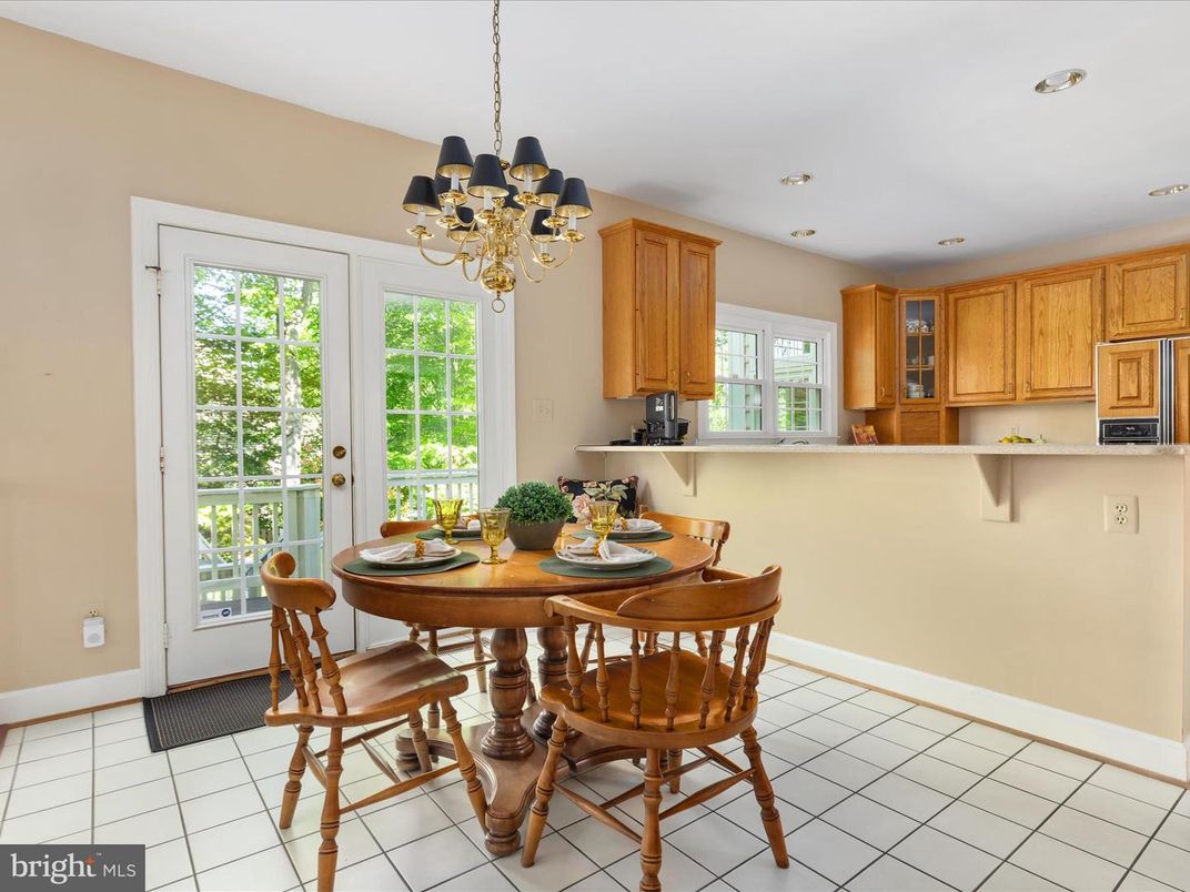 Chandelier, Dining room, Interior, Kitchen, Recessed Lighting