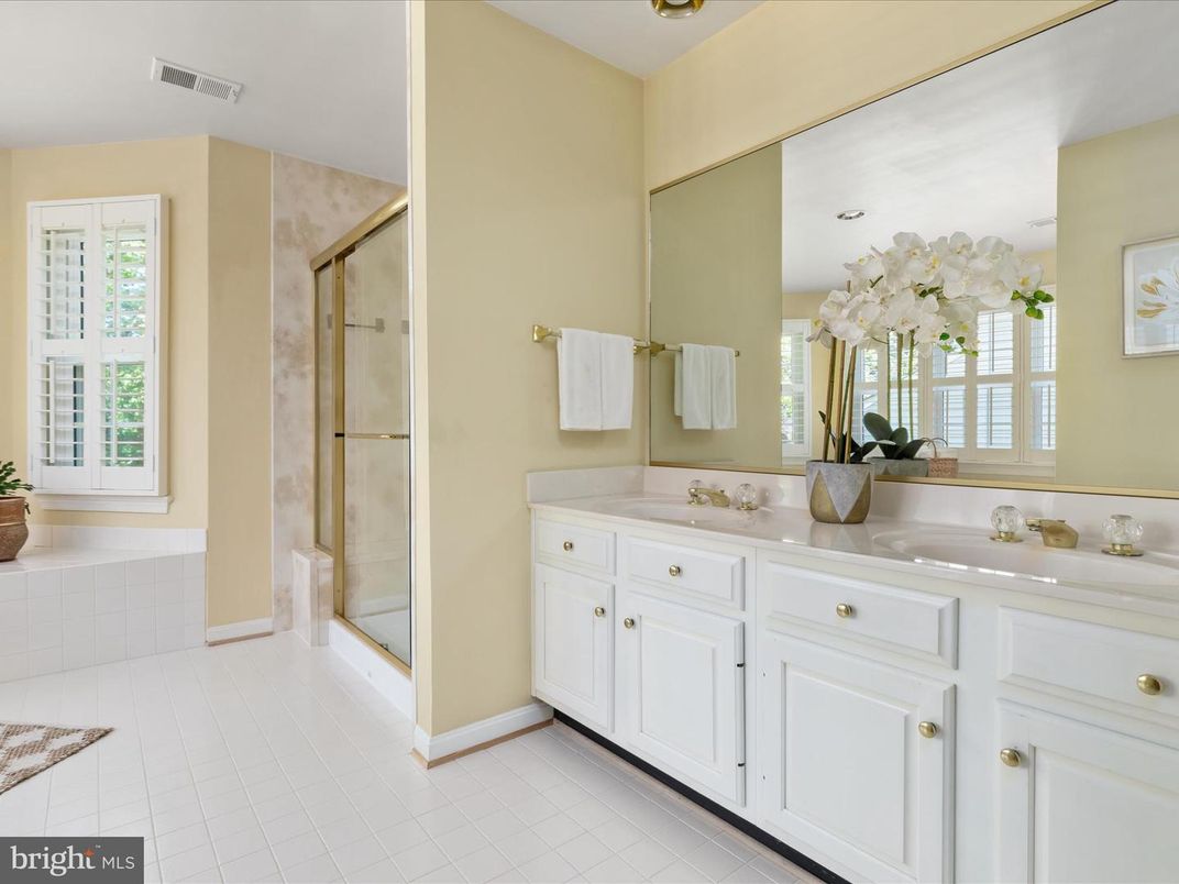 Bathroom, Dual Sink Vanities, Glass Shower, Interior