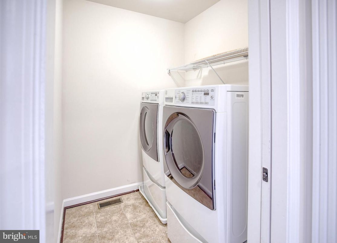 Interior, Utility Closets, Washer