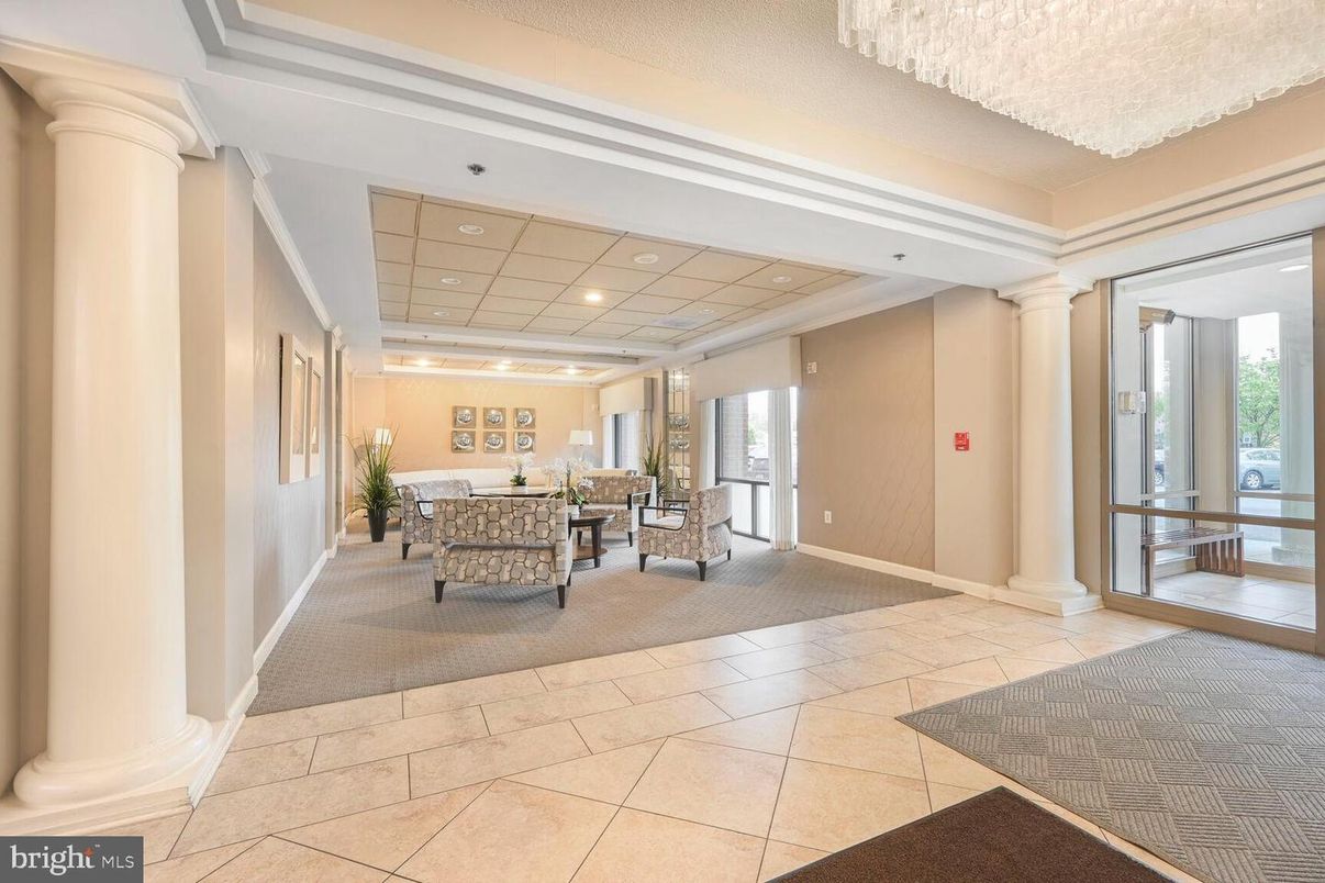 Chandelier, Interior, Living room, Recessed Lighting