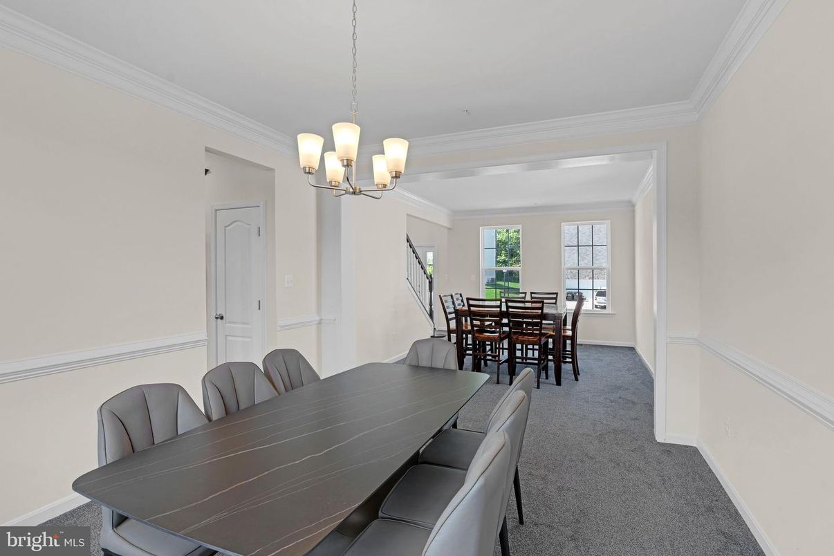 Chandelier, Dining room, Interior
