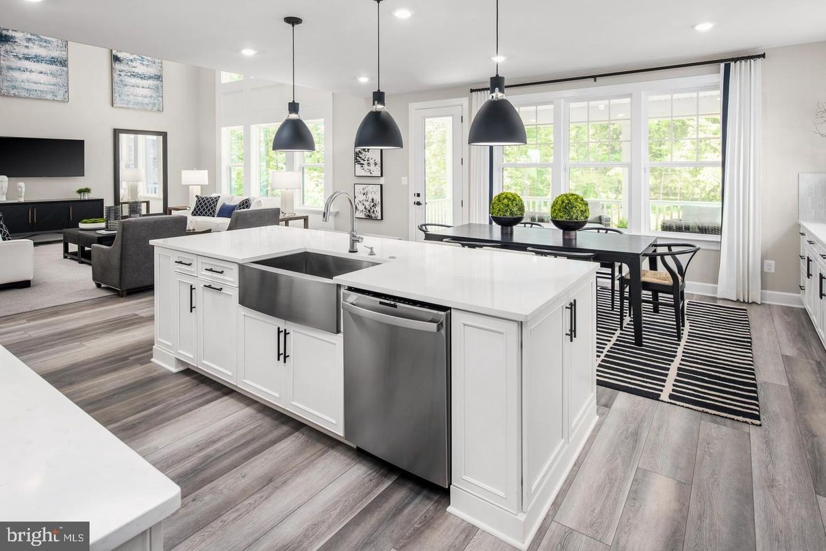 Dining room, Interior, Kitchen, Living room, Pendant Lights, Recessed Lighting, Stainless Steel Appliances, Wood Texture Flooring