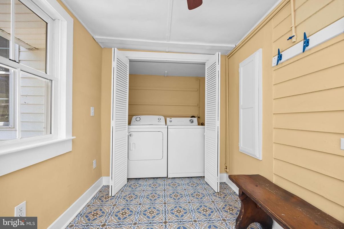 Interior, Utility Closets, Washer