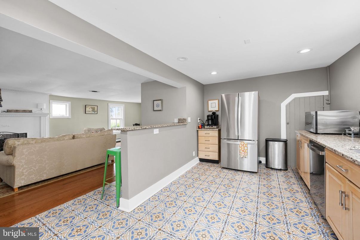Interior, Kitchen, Living room, Recessed Lighting, Stainless Steel Appliances, Wood Texture Flooring