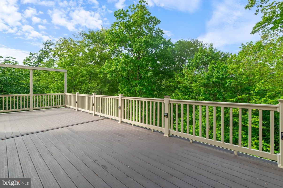 Exterior, Wood Texture Flooring