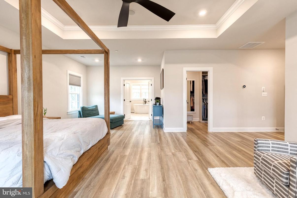 Bedroom, Interior, Recessed Lighting, Wood Texture Flooring