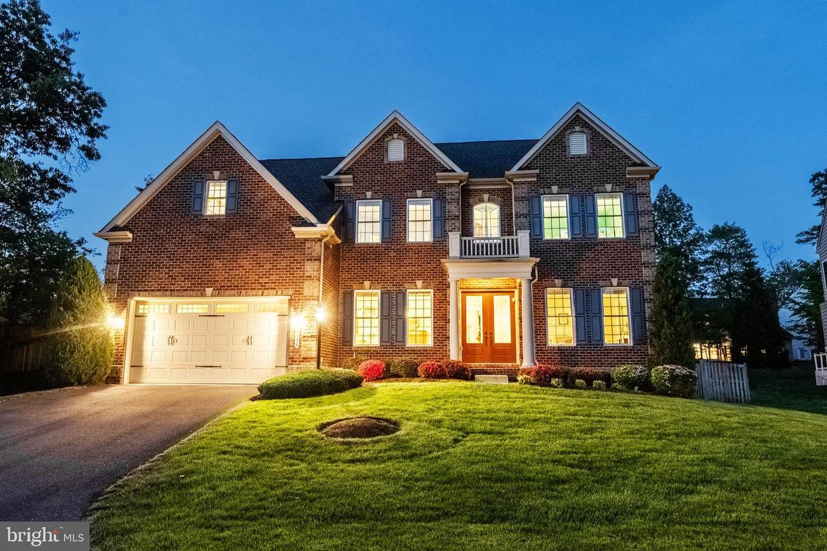Attached, Exterior, Facade, Brick Facade, Brick Traditional