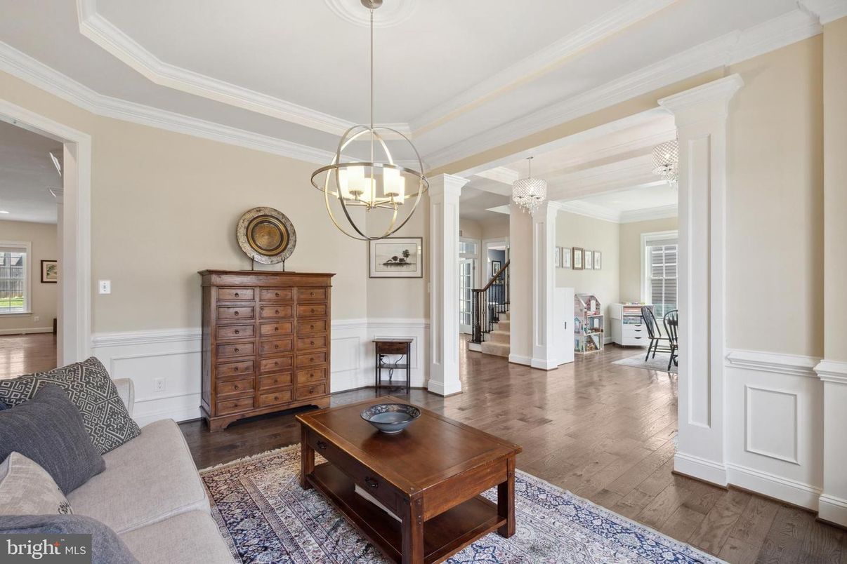 Chandelier, Interior, Living room, Pendant Lights, Wood Texture Flooring