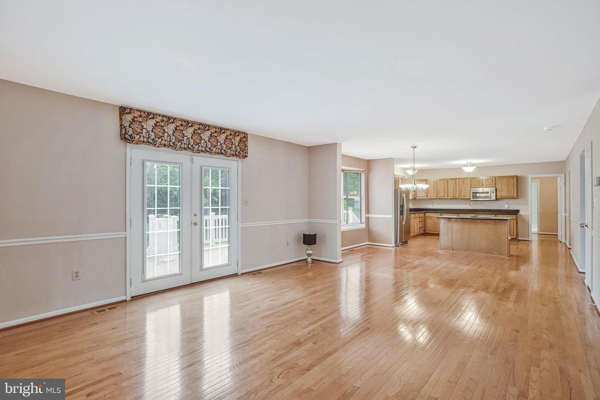 Empty room, Interior, Kitchen, Pendant Lights, Wood Texture Flooring