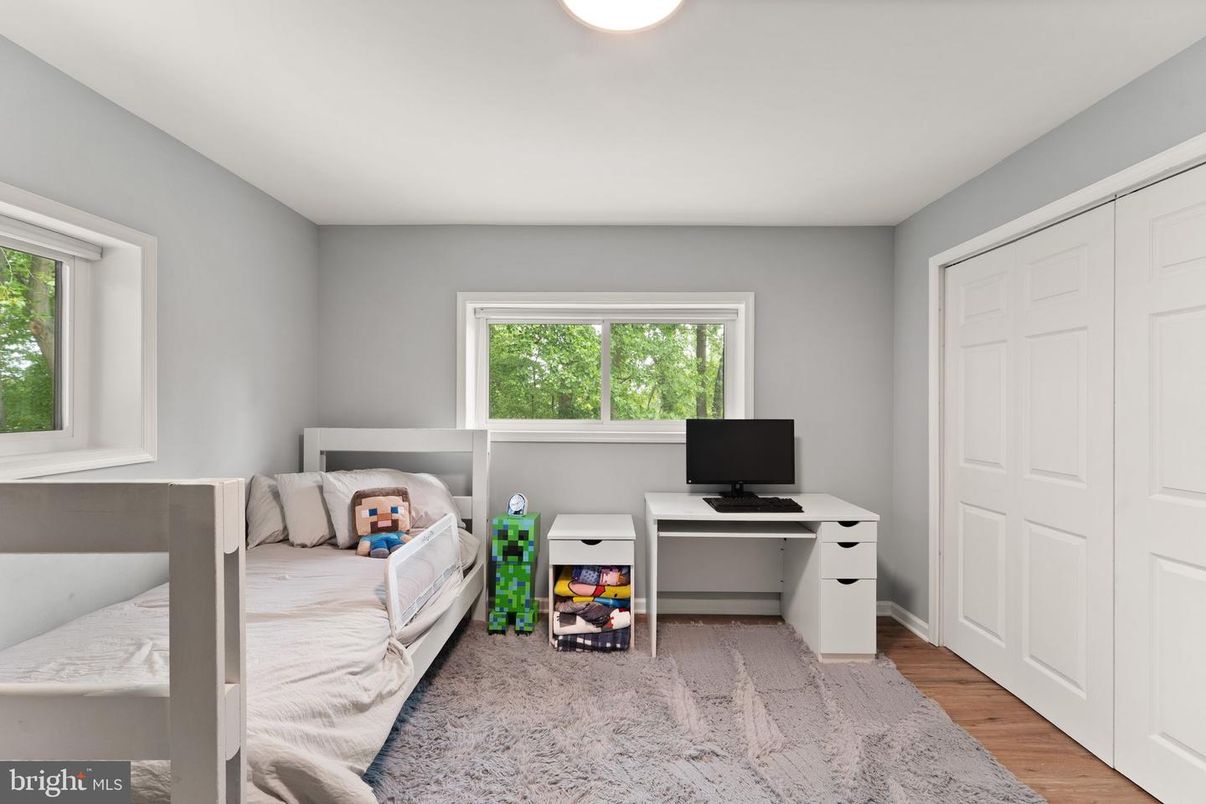 Bedroom, Home Office, Interior, Wood Texture Flooring
