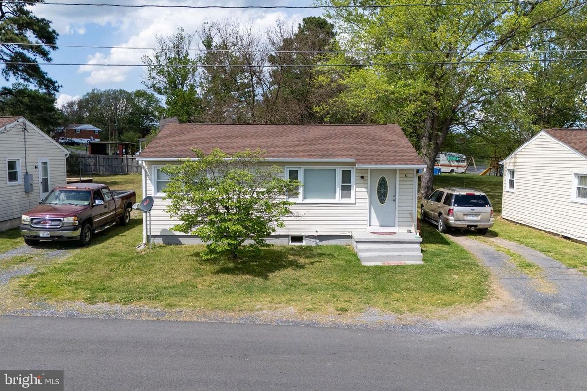 Detached Garage, Exterior, Facade, Cape Cod