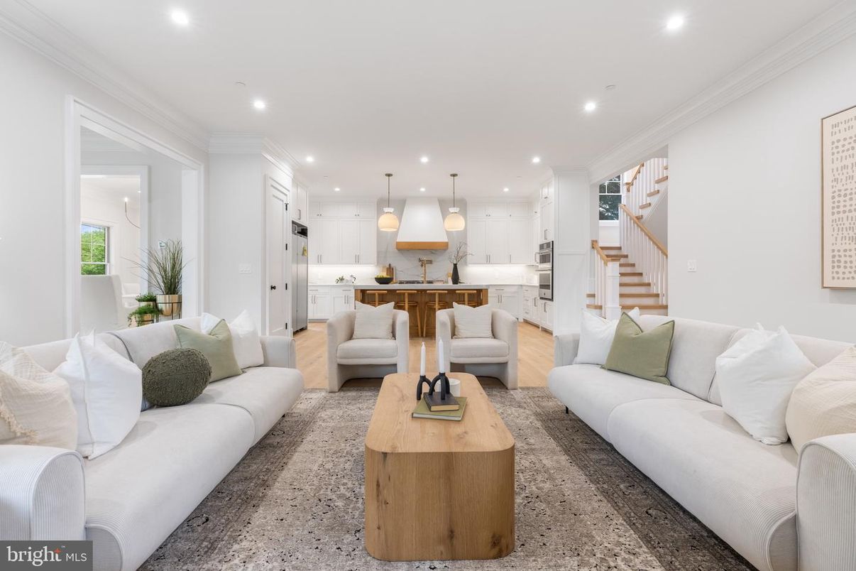 Interior, Kitchen, Living room, Pendant Lights, Recessed Lighting, Wood Texture Flooring