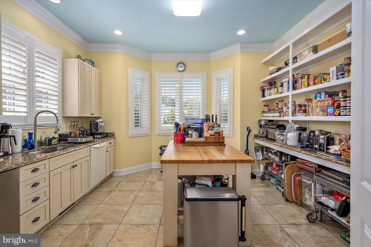 Interior, Kitchen, Recessed Lighting