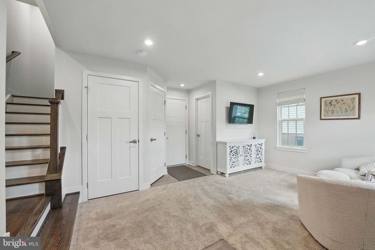Interior, Recessed Lighting
