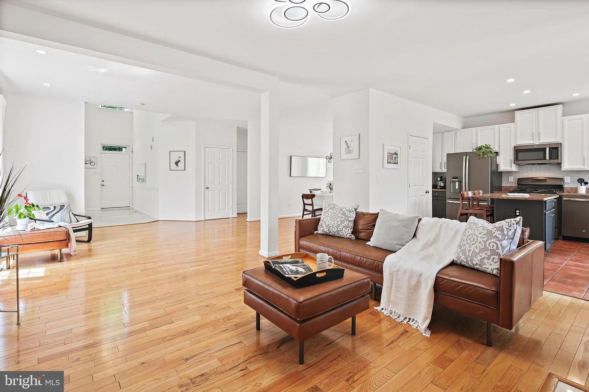 Interior, Kitchen, Living room, Recessed Lighting, Stainless Steel Appliances, Wood Texture Flooring