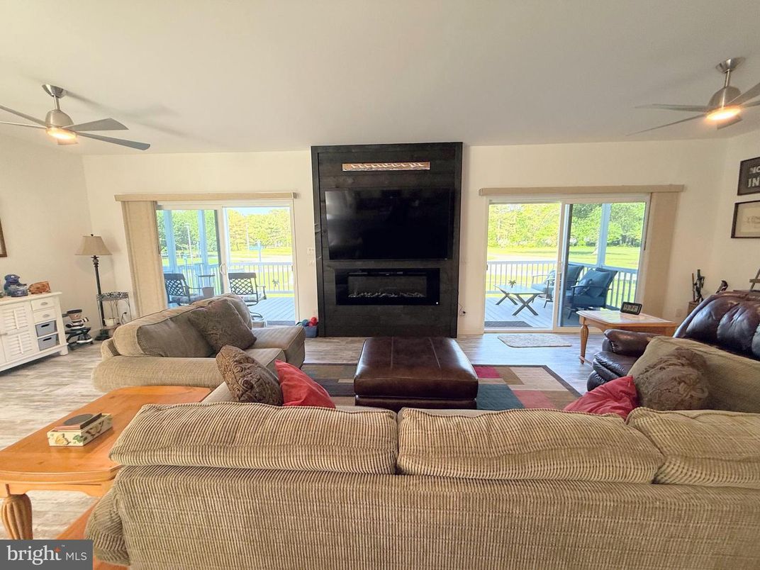 Fireplace, Interior, Living room