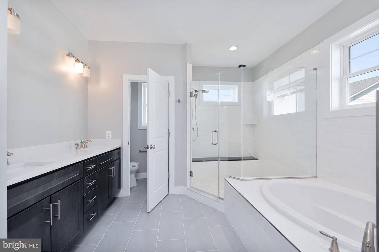 Bathroom, Dual Sink Vanities, Glass Shower, Interior, Recessed Lighting