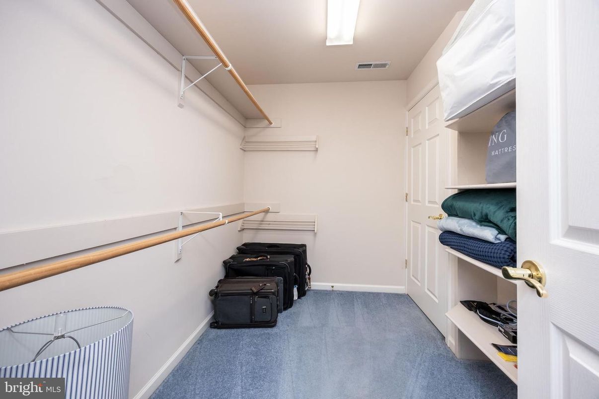 Interior, Walk-in Closets
