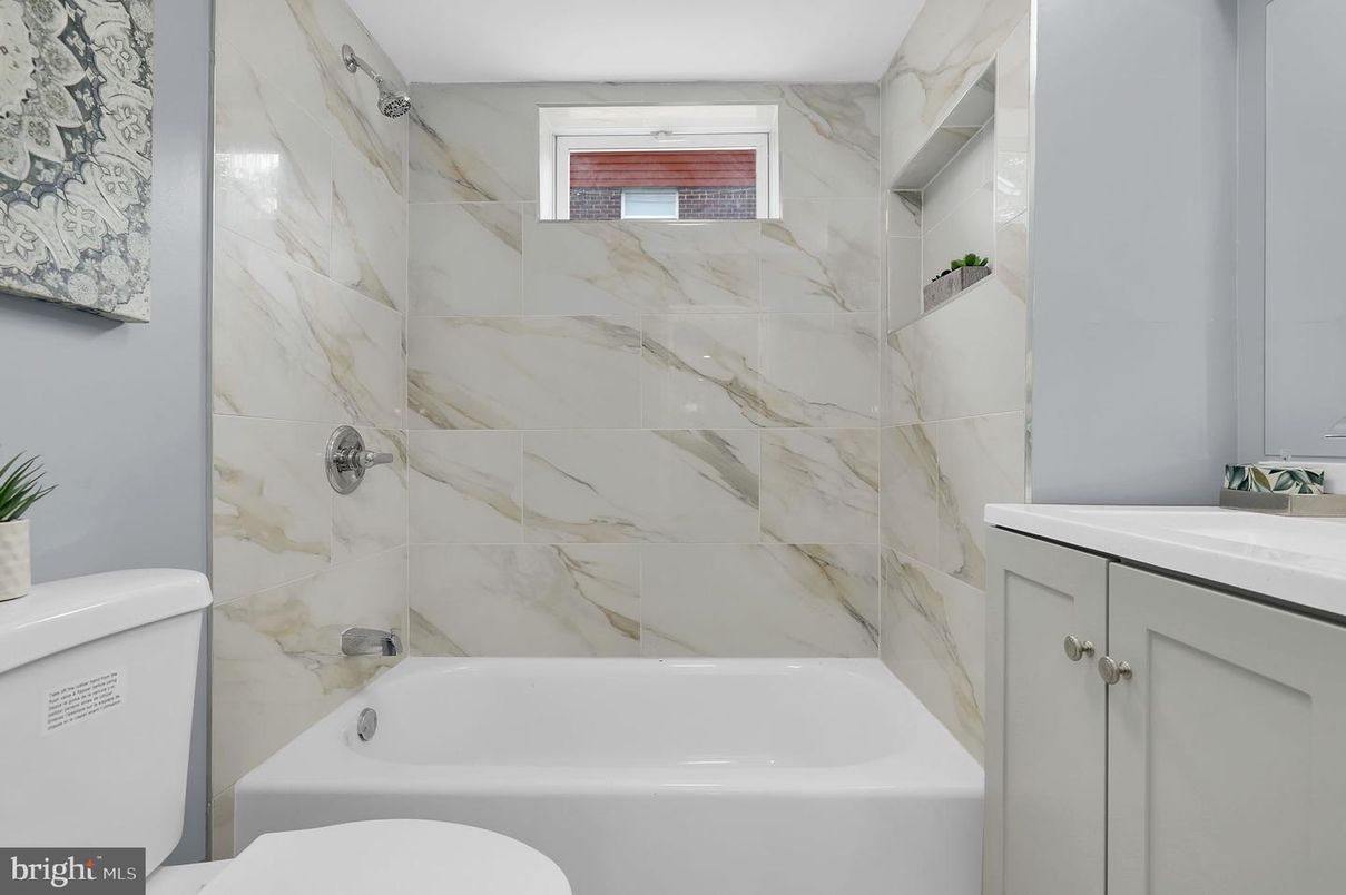 Bathroom, Interior, Marble Walls