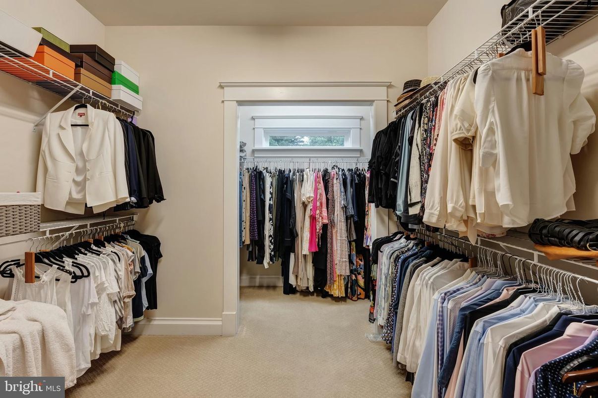 Interior, Walk-in Closets